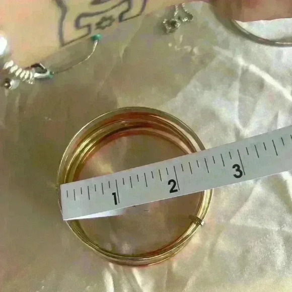 🏖️ Summer Jewelry SALE! Mixed metal stacked bracelet - Picture 8 of 9